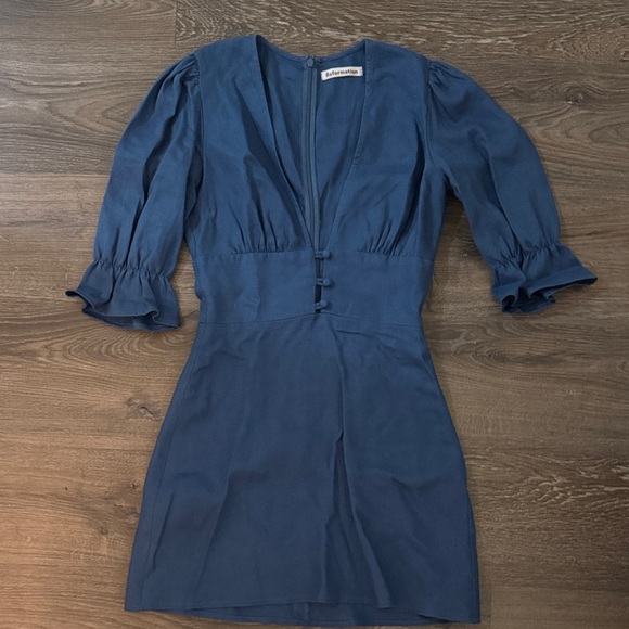 Reformation Dresses & Skirts - Reformation blue linen mini dress size 0